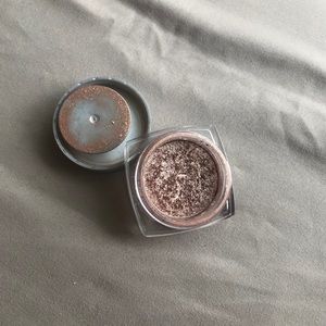 L'Oreal Infallible Eyeshadow in Amber Rush